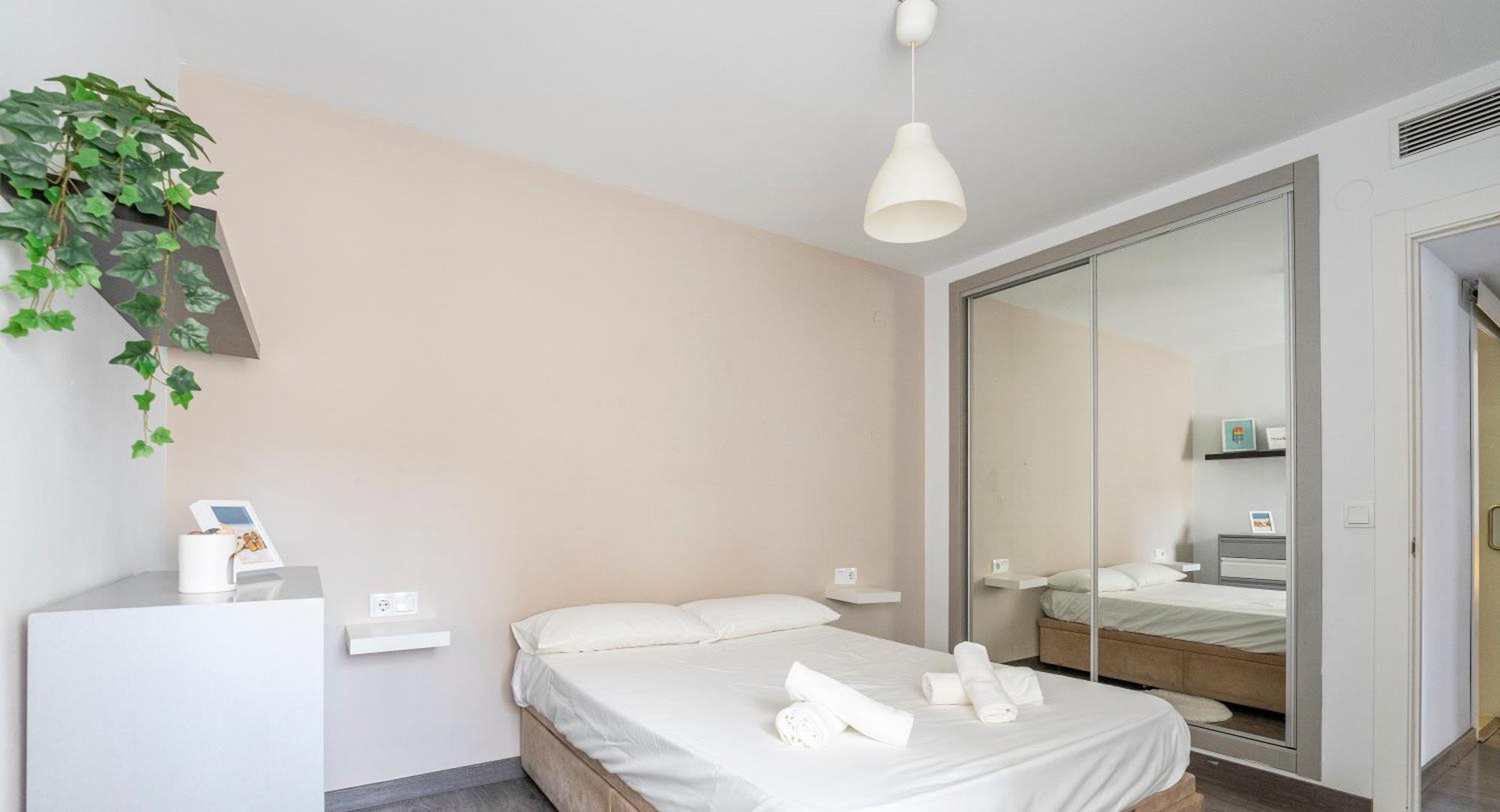 Apartament Ludy'S Vialia Center Málaga Dış mekan fotoğraf